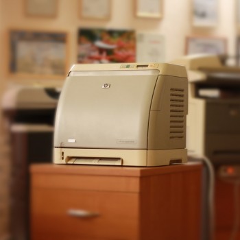 Принтер HP Color LaserJet 2600n Б/У Принтер HP Color LaserJet 2600n Б/У