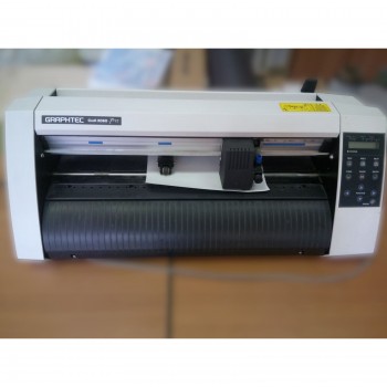 Режущий плоттер Graphtec Graft Robo  Pro A3 Б/У Режущий плоттер Graphtec Graft Robo  Pro A3 Б/У