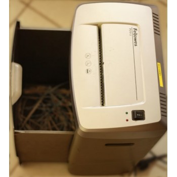 Уничтожитель документов Fellowes PS70-2 Б/У Уничтожитель документов Fellowes PS70-2 Б/У