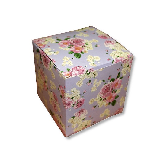 Коробка подарочная для кружки Розовые цветы