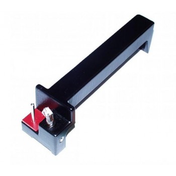 Устройство для пробивки и заточки сверел Устройство для пробивки и заточки сверел